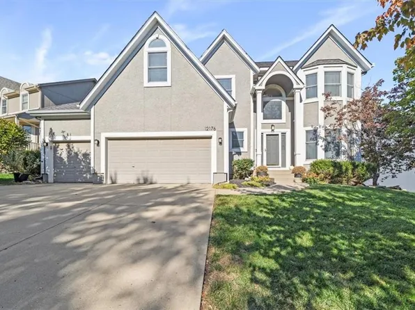 12176 Craig St, Overland Park, KS 66213