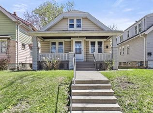 936 N 37th St, Milwaukee, WI 53208