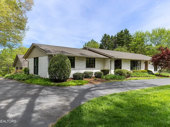 5413 Riverbend Dr, Knoxville, TN 37919