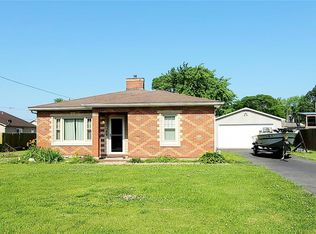 7 Maple St, Moro, IL 62067