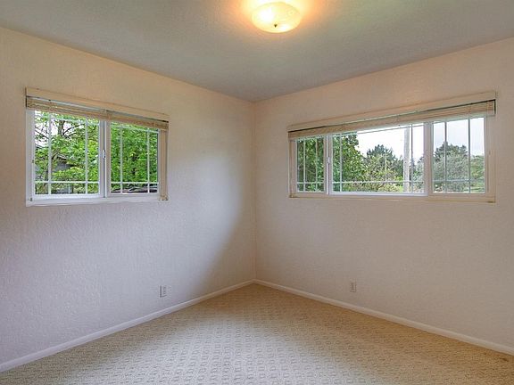 5th image of 1516 Lupine Drive