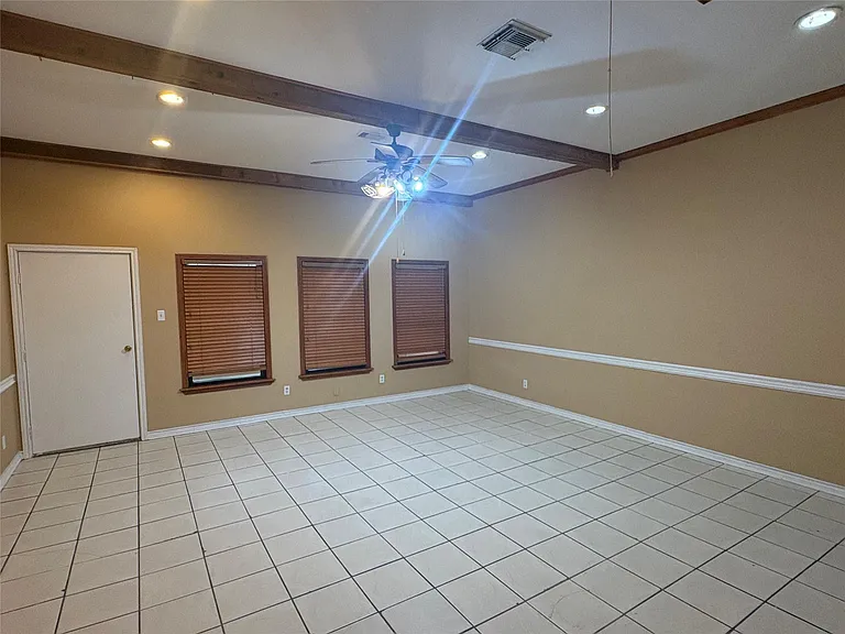 200 Gaines St #1 — Photo 7