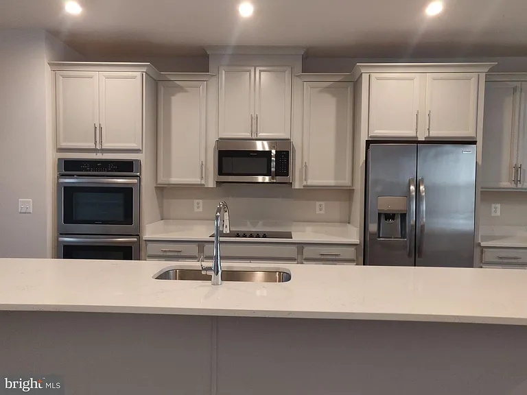 10568 Waterbury Woods Way — Photo 5