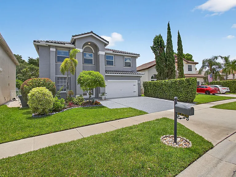 3738 Old Lighthouse Cir #SEASON RENTAL — Photo 5