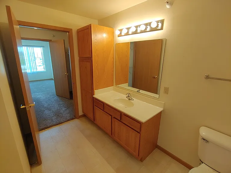 Johnson Place Apartments — Photo 25