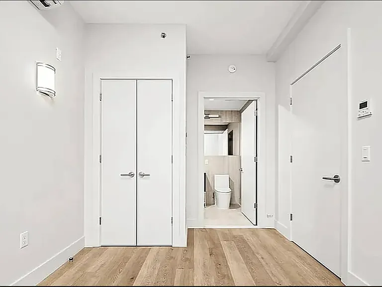 130 Willis Ave #712 — Photo 6