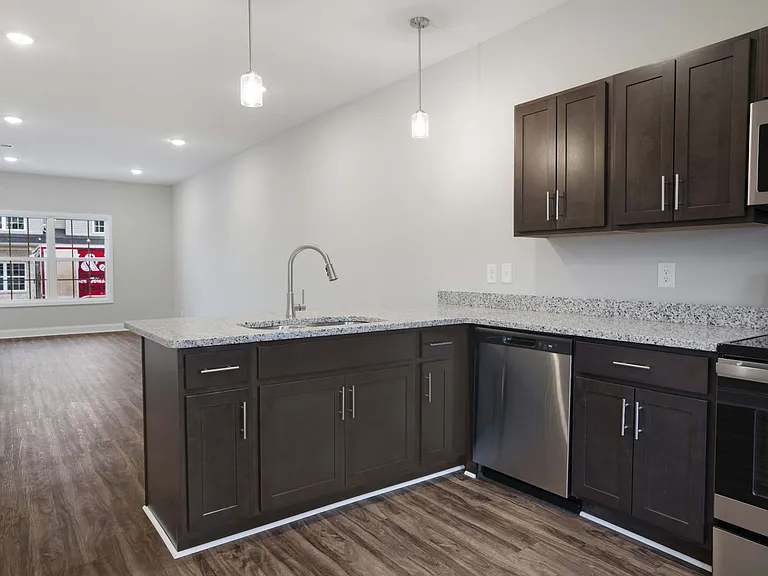 955 Professional Park Dr #102 — Photo 3