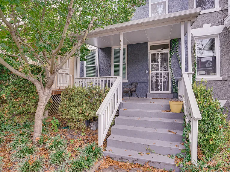 Keefer Pl NW — Photo 42