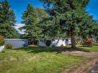 2906 Hollydale Acres Ln, Mount Vernon, WA 98273