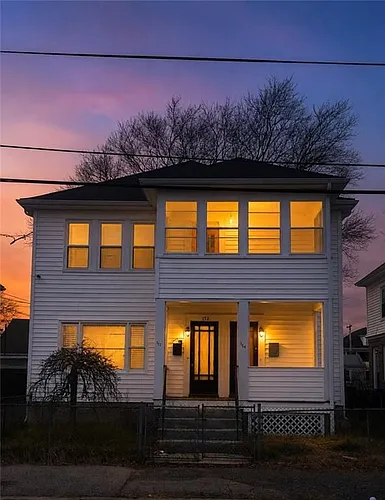 152 Webster St #1 Photo 1