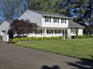 42 Homestead Rd, Freehold, NJ 07728