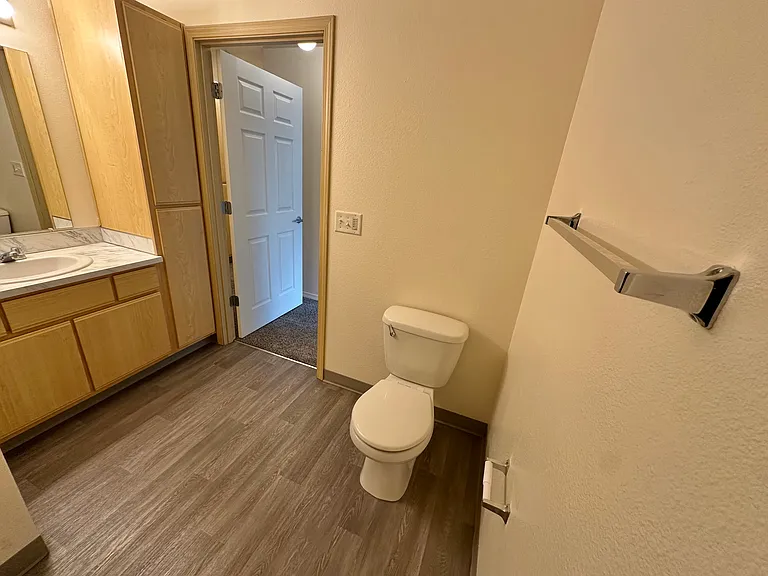 Wildflower Apartments — Photo 32