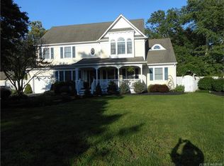 231 Oak St, Bayville, NJ 08721