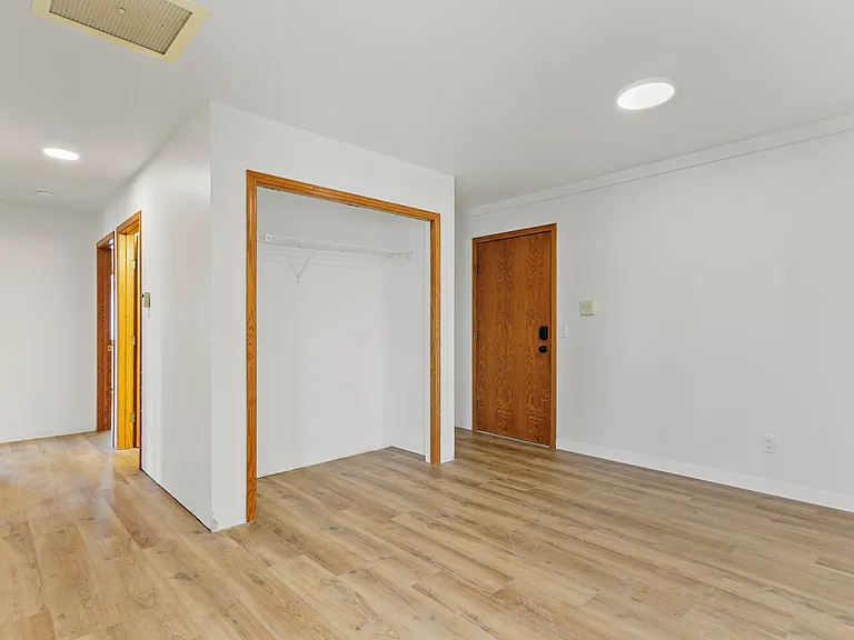 604 S Main St #3 — Photo 14