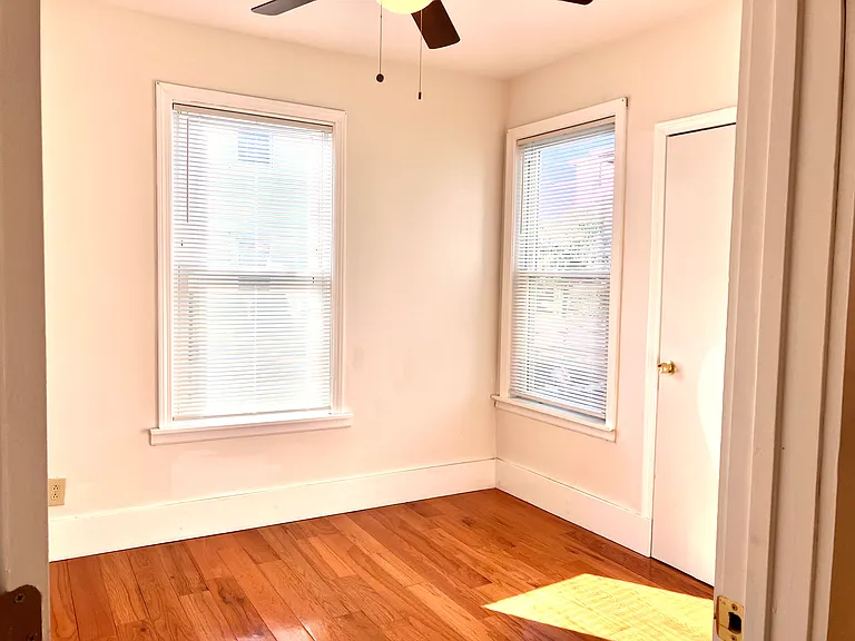 792 Summer St #4 — Photo 10