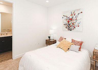 2nd image of 546 Lehigh Ln #546