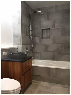 Rented by Manhattan Realty Group | media 27