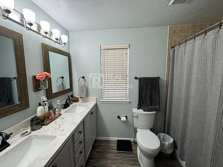 1615 S Chester Ct — Photo 12