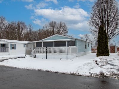 6377 Whispering Woods Dr #10, Williamson, NY, 14589