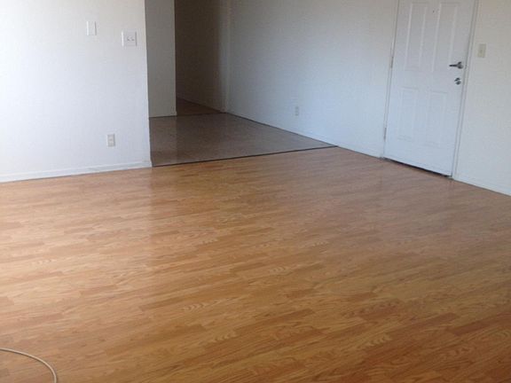 3rd image of 221 W Elm Ave APT T