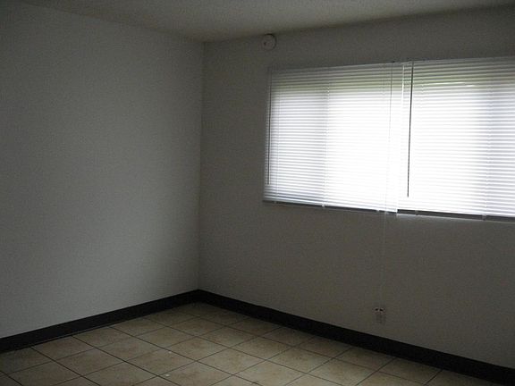 5th image of 3230 N 84th Pl