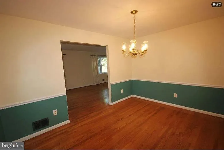 4 bed, 3.5 bath, 1712 sqft, $3,900 — Photo 4