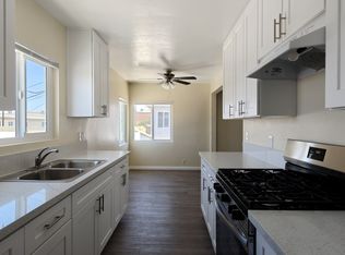 10223 Darby Ave APT 5, Inglewood, CA 90303