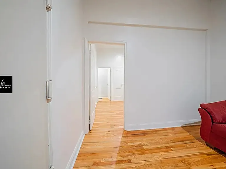853 Putnam Ave #1 — Photo 7