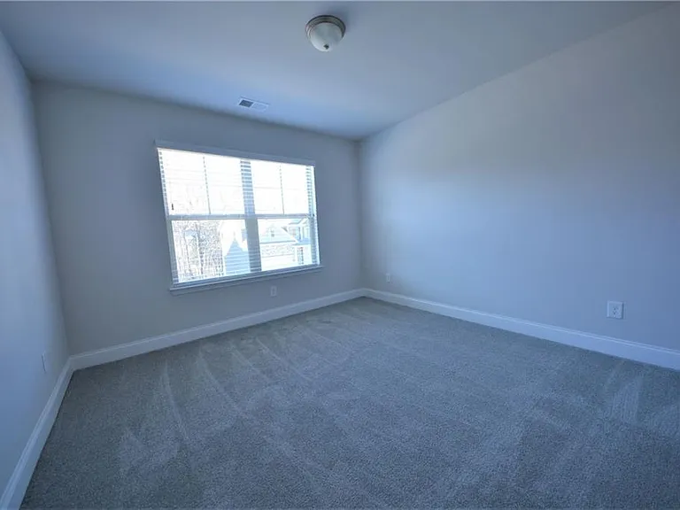246 Hellen Valley Dr — Photo 32