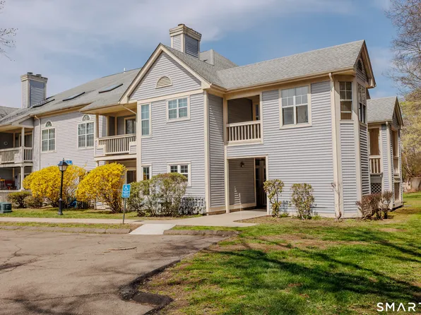 75 Redwood Drive #907, East Haven, CT 06513