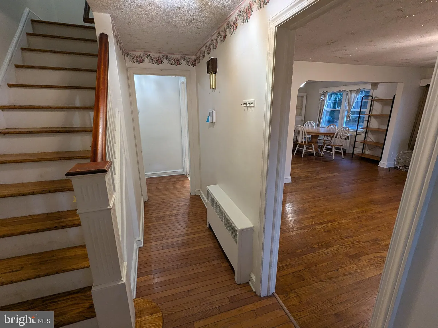 6 bed, 2106 sqft, $4,000 — Photo 3