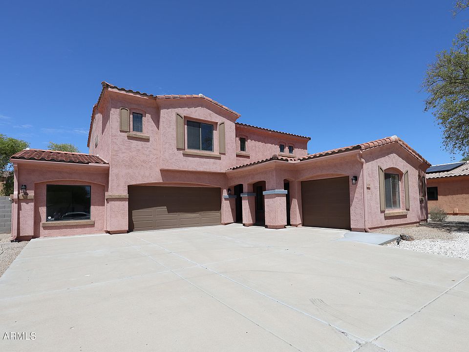 2nd image of 121 N SILVERWOOD Drive