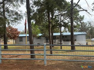340 Shorthorn Rd APT 1, Stockdale, TX 78160