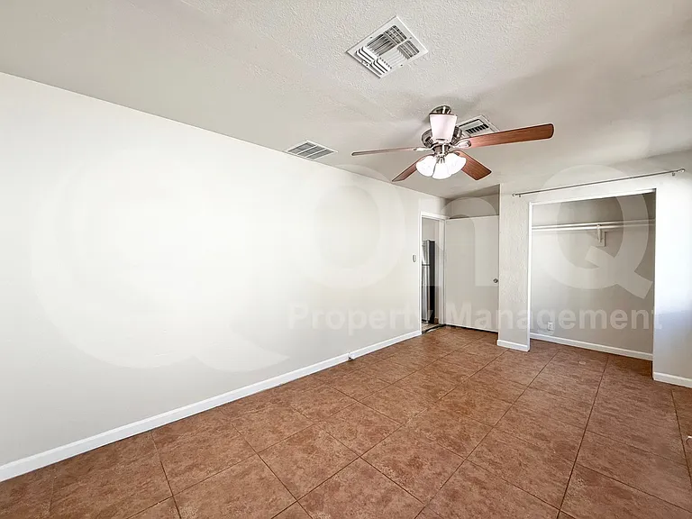 3026 W Pierce St — Photo 10