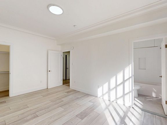 3rd image of 555 Buena Vista Ave W #201