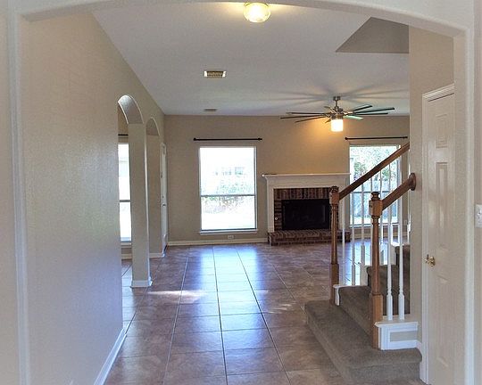 5th image of 13538 Crescent Creek Dr
