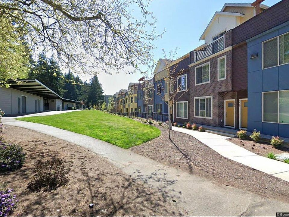 1st image of 1438 159th Pl NE