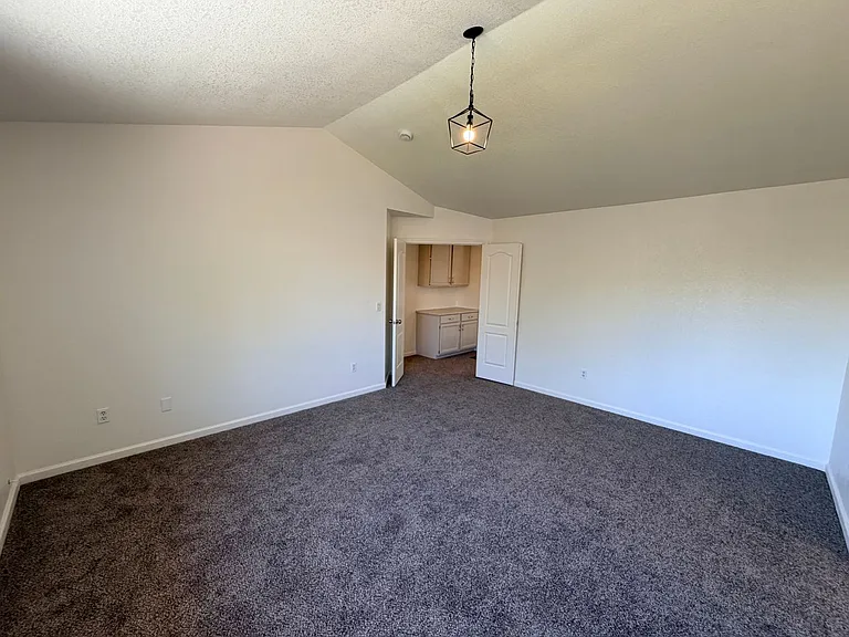 937 Neal St — Photo 28