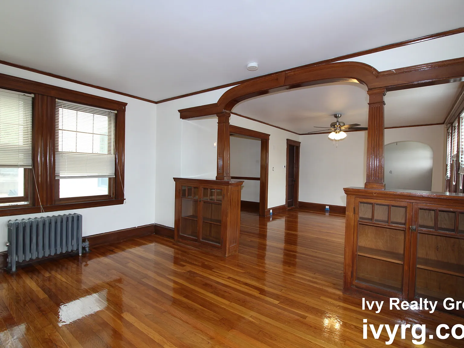 2 bed, 1.0 bath, $2,900 — Photo 2