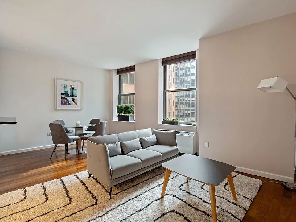 1st image of 82 Beaver St APT 1001