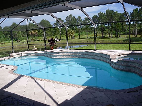 14,000 gallon heated