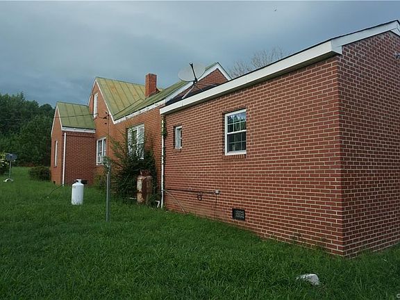 3rd image of 17707 White Oak Rd
