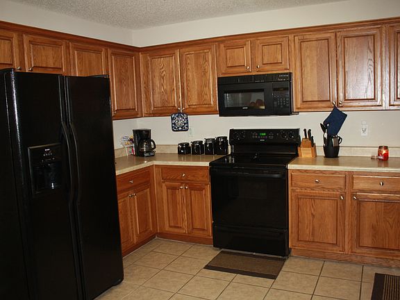 5th image of 5180 Diamond Cir