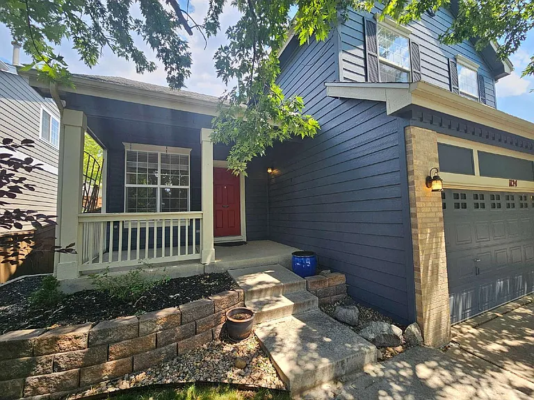 1124 W Mulberry Ln — Photo 2