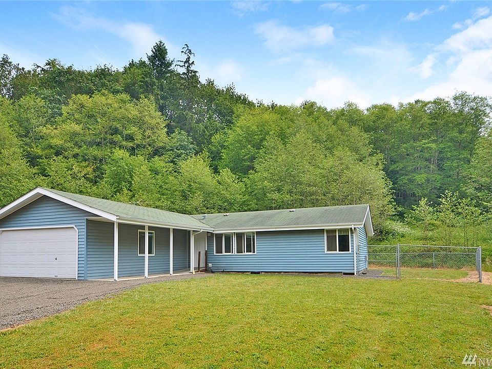 1st image of 26454 Ellens Path Dr NE