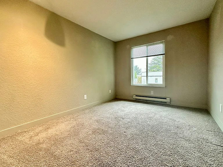 4900 Fremont Ave N #302 — Photo 7