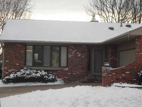 2nd image of 743 Spencer Dr