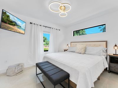 231 NE 45th St, Miami, FL, 33137