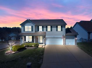 851 Oak Mill Ln, Imperial, MO