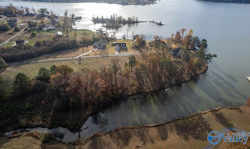1st image of 50 Bay Point Dr